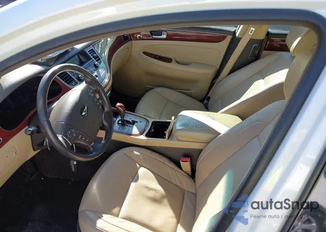 2012 Hyundai Genesis 3.8 z USA, uszkodzony, nr VIN KMHGC4DD7CU177261